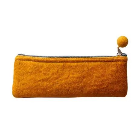 Lama - Li Felt Pouch Mustard Long - Guiry's